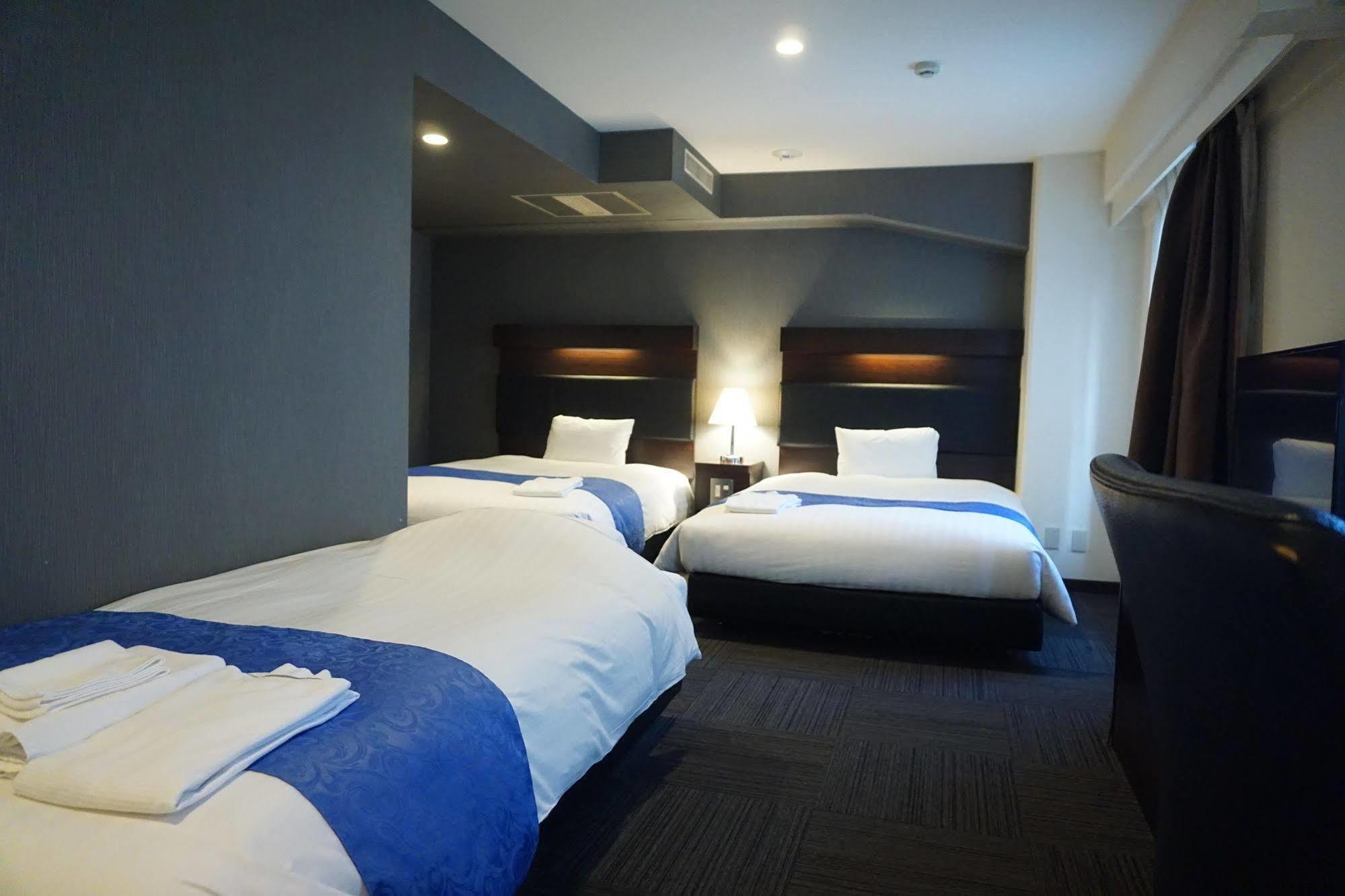 Hotel Sunline Fukuoka Hakata Ekimae מראה חיצוני תמונה