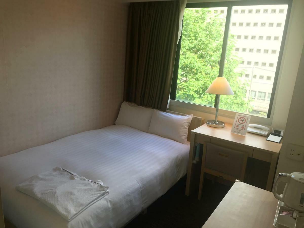 Hotel Sunline Fukuoka Hakata Ekimae מראה חיצוני תמונה